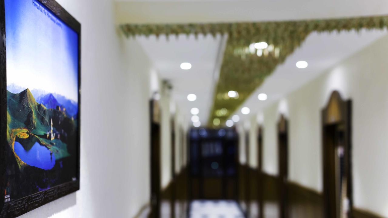 Hotel Kings Regency Drang Экстерьер фото