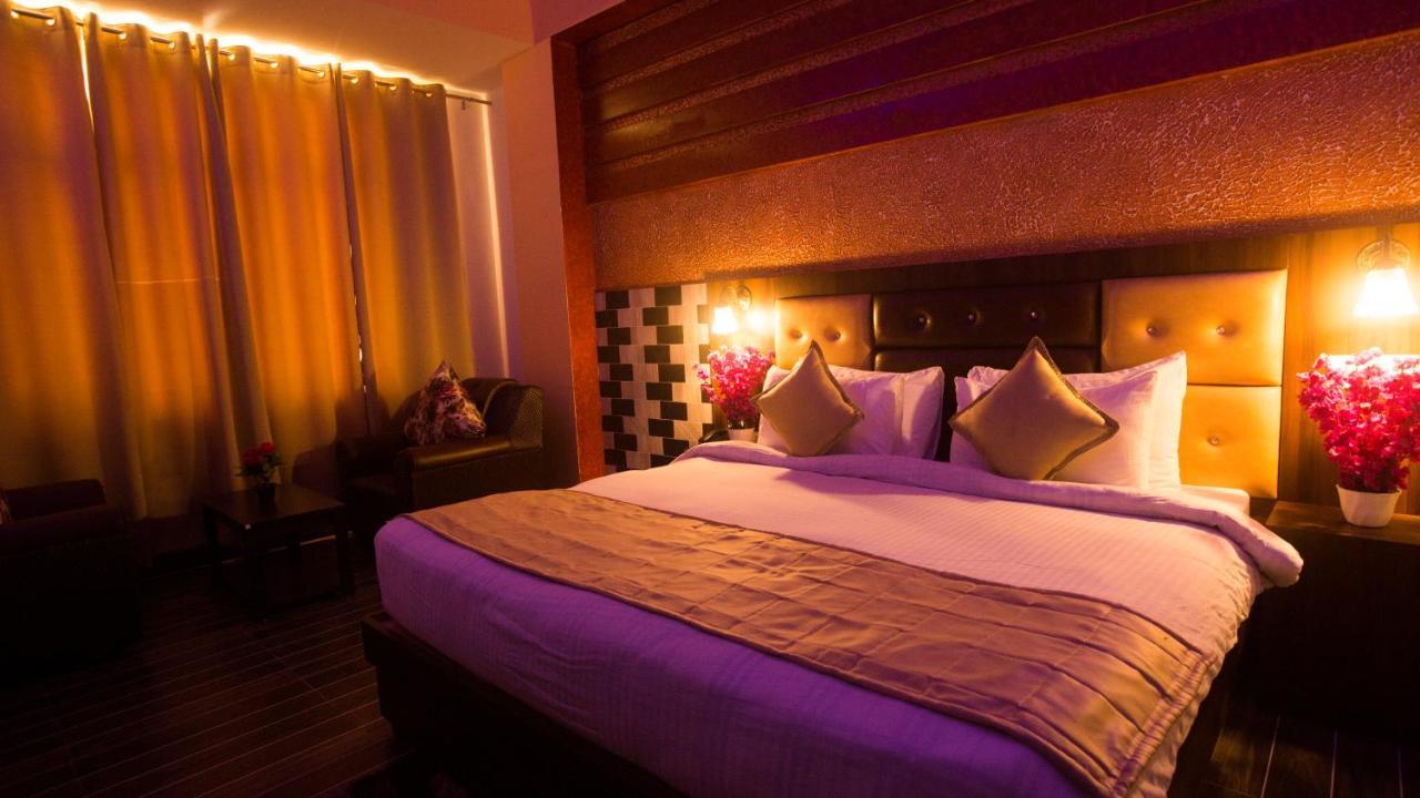 Hotel Kings Regency Drang Экстерьер фото